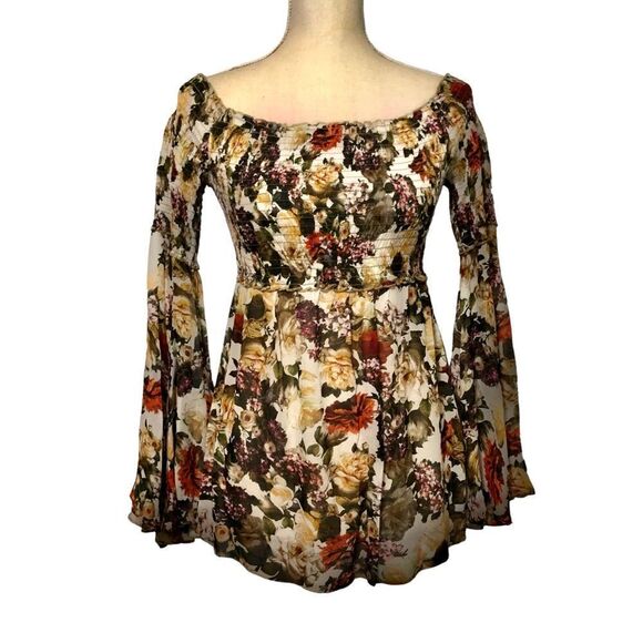Bailey 44 Floral Top Long Bell Sleeve Off Shoulder Smocking Size Small - Picture 8 of 14